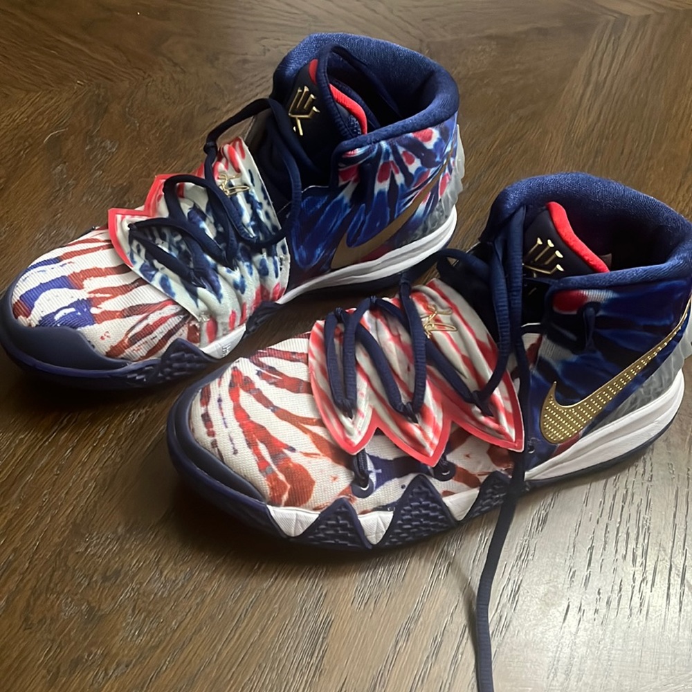 Kyrie 2020 Kybrid S2 'What The USA'